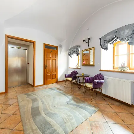 Otakar Affittacamere 4*