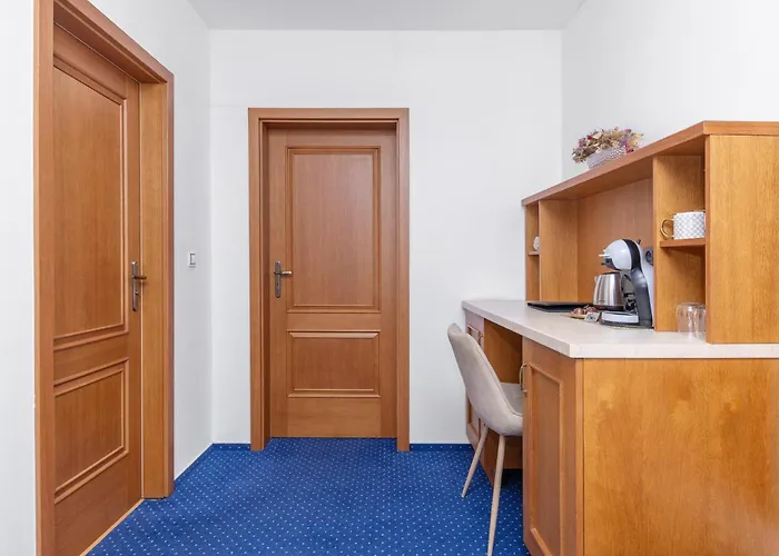 Otakar 4* Polička